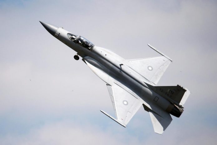 pakistan deployed fighter jets near ladakh