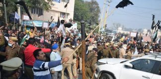 Haryana Police Registers Case Against 13 Farmers For 'Blocking' CM Khattar’s Convoy